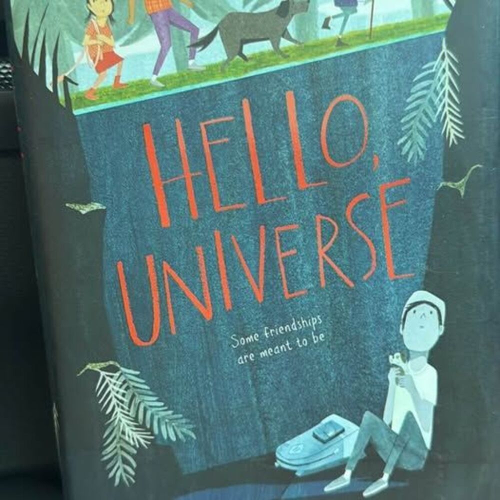 Hello, Universe by Erin Entrada Kelly
